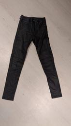 Bershka leather look skinny jeans xs met biker details knie, Bershka, Ophalen of Verzenden, Zo goed als nieuw, Zwart
