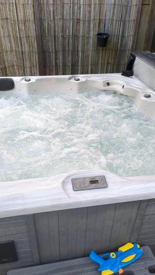 Balboa 5 pers Jacuzzi, Tuin en Terras, Bubbelbaden en Hottubs, Zo goed als nieuw, Ophalen