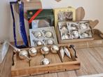 Prachtige Vintage Set Kerstballen en Piek Zilver Glitter, Verzenden, Zo goed als nieuw