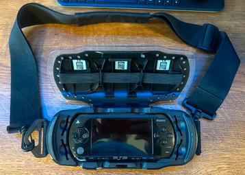 Sony PSP Portable Houder van Logitech. beschikbaar voor biedingen