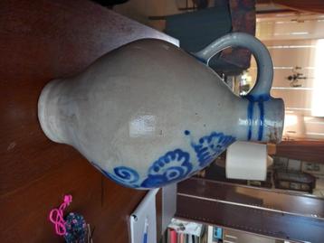 Keulse pot, grote kruik beschikbaar voor biedingen