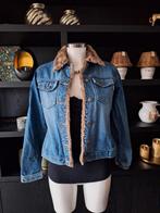 Zgan jeans jasje met bont maat M 38 40., Maat 38/40 (M), Blauw, Ophalen of Verzenden, Zo goed als nieuw
