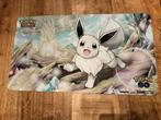Pokémon GO Radiant Eevee Speelmat, Hobby en Vrije tijd, Verzamelkaartspellen | Pokémon, Ophalen of Verzenden, Zo goed als nieuw