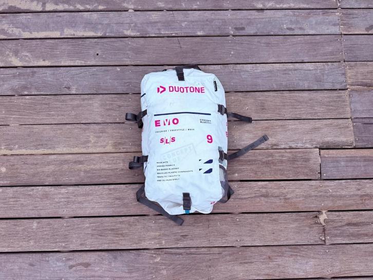 Duotone Evo SLS 2025 – 9m – Concept Blue - Topstaat, Watersport en Boten, Kitesurfen, Zo goed als nieuw, Kite, 9 m², Geen board