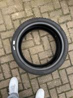 Pirelli sottozero Winterbanden 225/40 R19, Auto-onderdelen, Banden en Velgen, 19 inch, Gebruikt, Band(en), Personenwagen