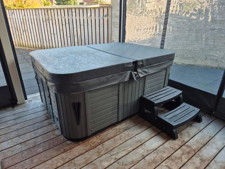 Passion Spa Renew (3 persoons jacuzzi), Tuin en Terras, Bubbelbaden en Hottubs, Zo goed als nieuw, Filter, Pomp, Ophalen of Verzenden