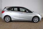 Bmw 2-serie Active Tourer 218i Essential, Auto's, BMW, 65 €/maand, 136 pk, Gebruikt, Euro 6