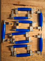11 blauwe kunststof deurgrepen, Ophalen