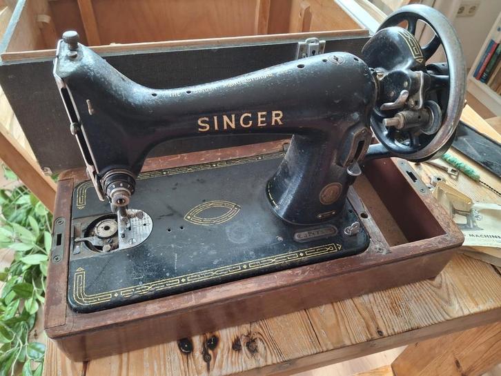 Oude Singer Hand Naaimachine - Gebruikte Staat, Antiek en Kunst, Antiek | Naaimachines, Ophalen of Verzenden