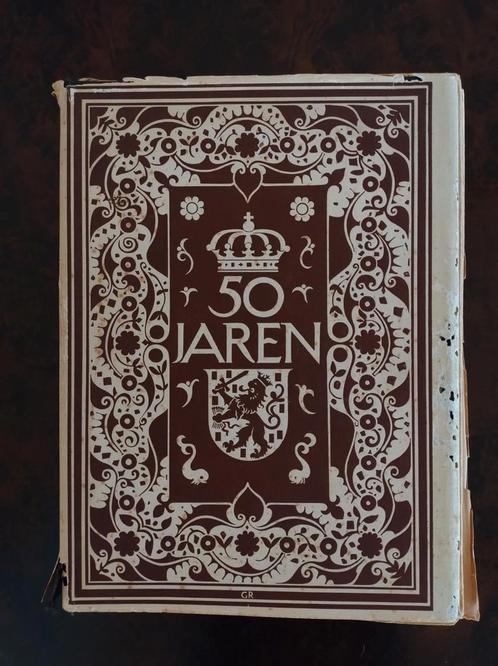 50 jaren officieel gedenkboek Koniging Wilhemina compleet, Verzamelen, Koninklijk Huis en Royalty, Gebruikt, Kaart, Foto of Prent