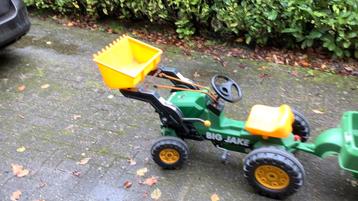 Big jake traptrekker beschikbaar voor biedingen