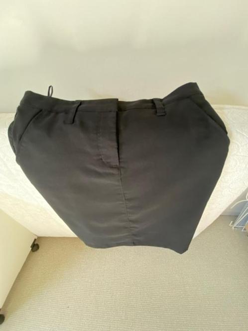 ZGAN zwart kokerrokje gevoerd met stretch maat 44, Kleding | Dames, Rokken, Zo goed als nieuw, Maat 42/44 (L), Zwart, Knielengte