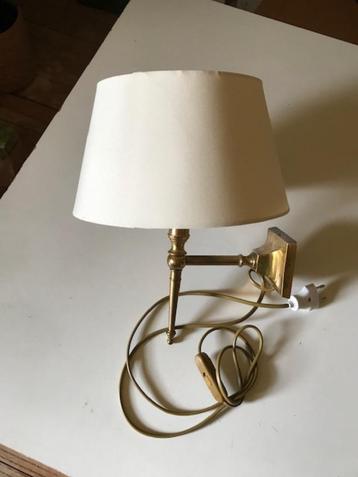 schemerlamp beschikbaar voor biedingen