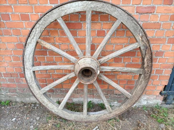 Oude houten wagenwiel, Tuin en Terras, Tuinwanddecoratie, Gebruikt, Ophalen