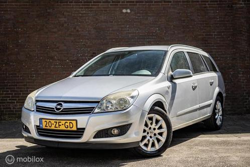 Opel Astra Wagon 1.8 Executive | Nap | Trekhaak | LM Velgen, Auto's, Opel, Bedrijf, Te koop, Astra, Airbags, Airconditioning, Alarm