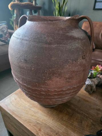 Oude Terra Cotta Pot - Landelijk Interieur beschikbaar voor biedingen