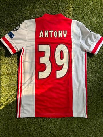 Matchworn Ajax Champions League beschikbaar voor biedingen