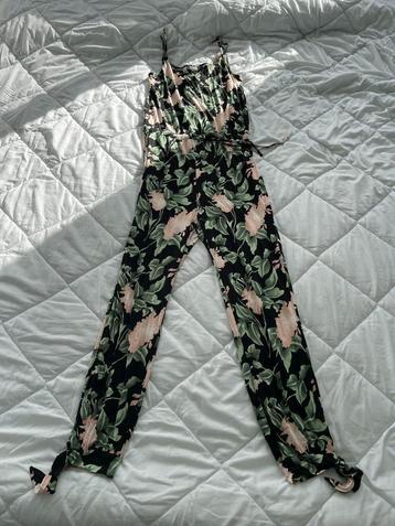 Jumpsuit, blouse en jurkje maat 42 beschikbaar voor biedingen