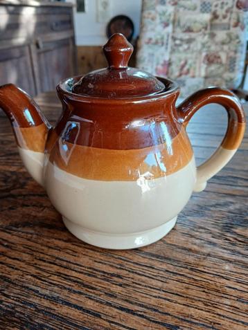 Theepot beschikbaar voor biedingen