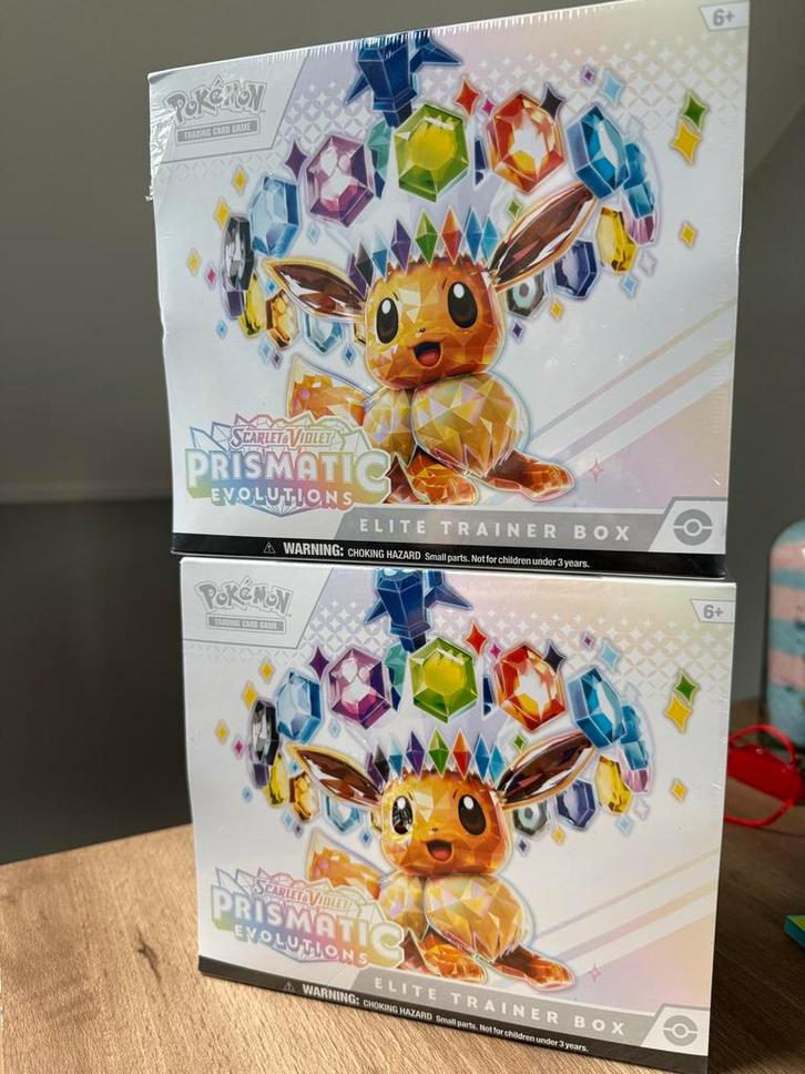 Prismatic Evolutions Elite Trainer Box ETB Seal imperfect, Hobby en Vrije tijd, Verzamelkaartspellen | Pokémon, Zo goed als nieuw