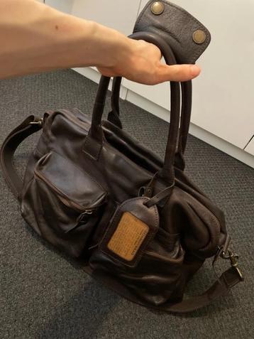 Bruine cowboysbag the bag | donkerbruine leren schooltas beschikbaar voor biedingen