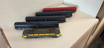 Lima Treinset met Locomotief en Wagons beschikbaar voor biedingen