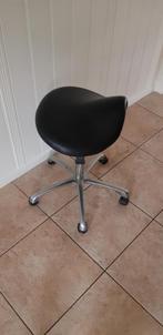 Mooie Zadel Kruk., Huis en Inrichting, Krukjes, Ophalen, In hoogte verstelbaar, Zo goed als nieuw, Hout