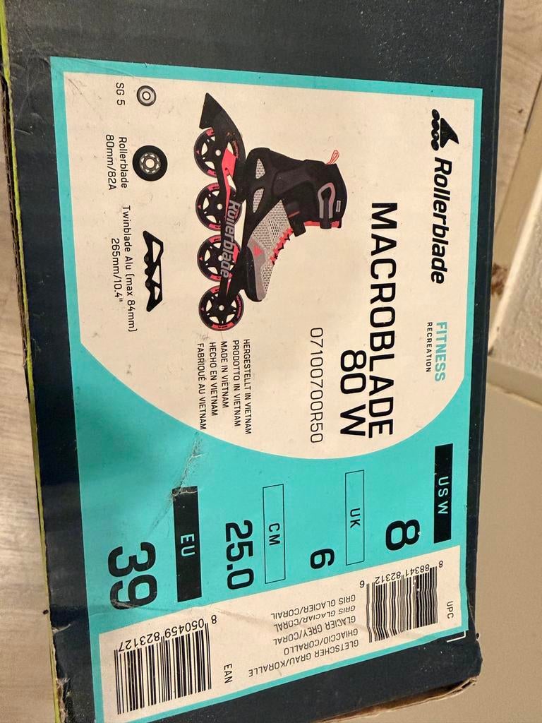 Rollerblades Maat 39, Ophalen, Verstelbaar, Zo goed als nieuw, Inline skates 4 wielen