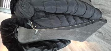 Heerlijk warme winterjas van Only beschikbaar voor biedingen