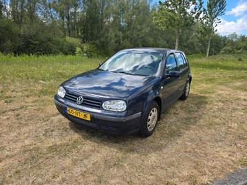 Volkswagen Golf 1.4 55KW 2001 Blauw beschikbaar voor biedingen
