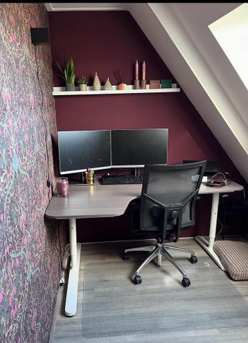 Bekant hoekbureau - afbeelding 1