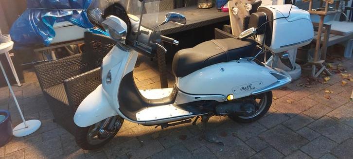 Baffi Scooter Blauw Kenteken, Fietsen en Brommers, Snorfietsen en Snorscooters, Gebruikt, Overige merken, Benzine, Ophalen