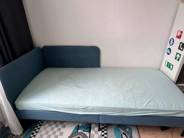 IKEA Eenpersoonsbed - Blauw zonder matras beschikbaar voor biedingen