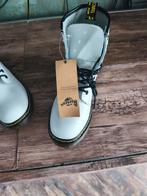 Dr Martens boots ongedragen, Wit, Ophalen of Verzenden, Dr. Martens, Zo goed als nieuw