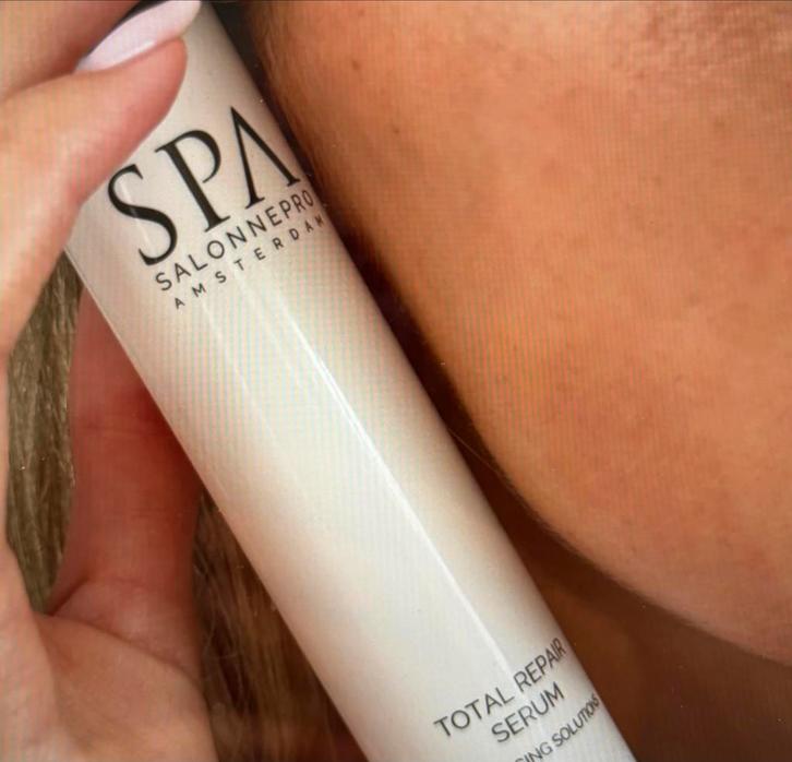 Salonnepro Total Repair Serum - Nieuw!, Sieraden, Tassen en Uiterlijk, Uiterlijk | Gezichtsverzorging, Nieuw, Verzorging, Gehele gezicht