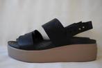 Dec'25 CROCS maat 41 US 10 sandalen NIEUWSTAAT, Zwart, Zo goed als nieuw, Crocs, Sandalen of Muiltjes
