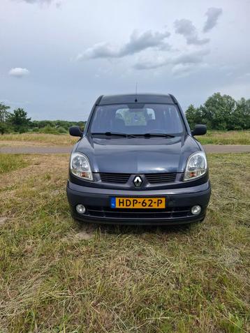 Renault 2004 Blauw beschikbaar voor biedingen