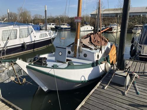 Grundel Platbodem, Watersport en Boten, Platbodems, Gebruikt, 6 tot 9 meter, Staal, Diesel, Ophalen