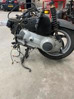 Piaggio Skr LX 4T 125cc motorblok + kabelboom + Uitlaat, Ophalen of Verzenden, Zo goed als nieuw, Blok, Piaggio