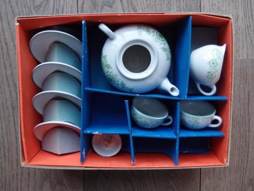 Mooi DE kinder thee servies originele doos 1975 - 1980 beschikbaar voor biedingen