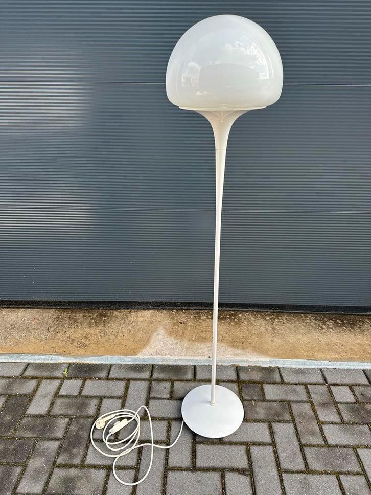 Reggiani Bollamp - Stijlvolle Vloerlamp, Huis en Inrichting, Lampen | Vloerlampen, Gebruikt, 150 tot 200 cm, Glas, Metaal, Ophalen