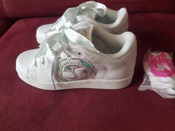 @ dvs skate schoenen wit met nieuwe veters erbij maat 38 beschikbaar voor biedingen