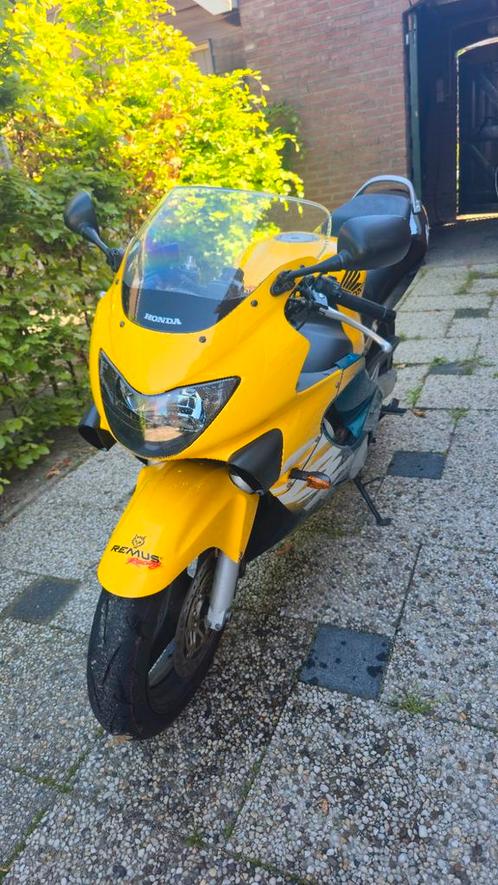 Honda CBR 600F - Goed onderhouden sportieve motor, Motoren, Motoren | Honda, Particulier, Sport, meer dan 35 kW, 4 cilinders, Ophalen