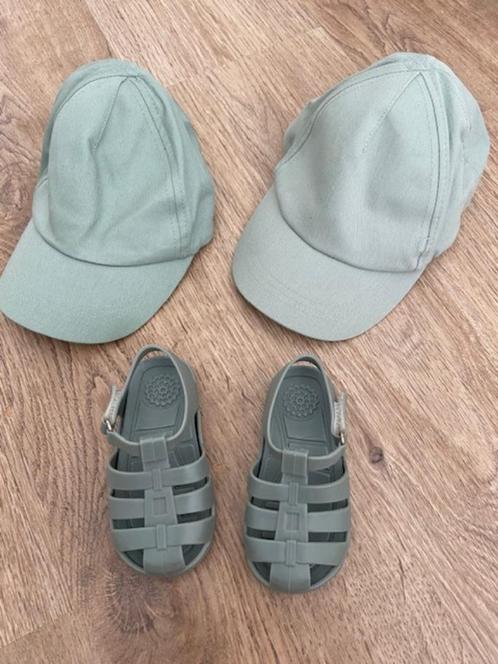 Hema waterschoentjes (mt 21) en petjes mintgroen NIEUW, Kinderen en Baby's, Babykleding | Schoentjes en Sokjes, Nieuw, Jongetje of Meisje