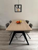 Eetkamertafel Binq Montel - massief eiken, Huis en Inrichting, Tafels | Eettafels, Ophalen, Gebruikt, 50 tot 100 cm, 150 tot 200 cm