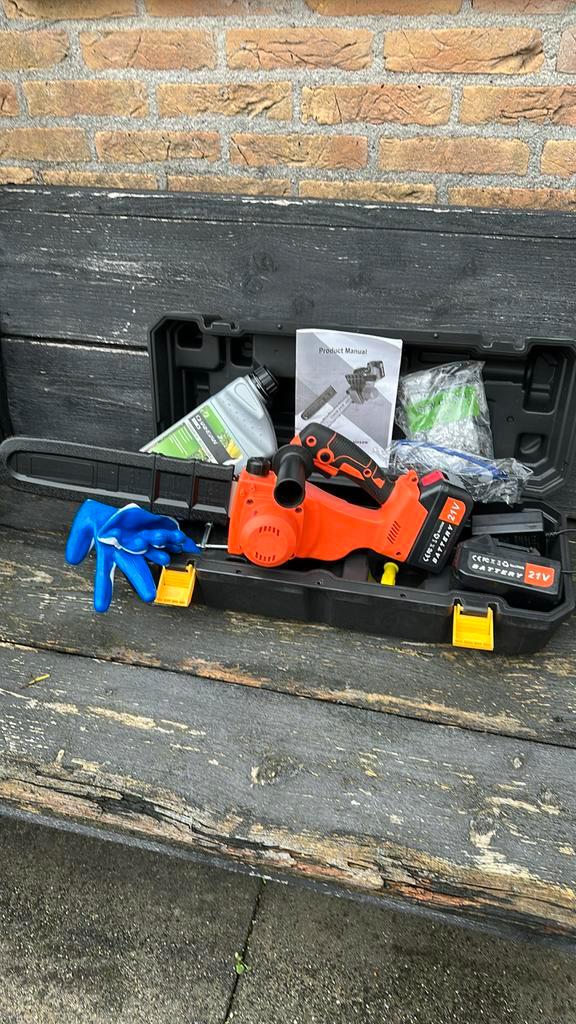 Kettingzaag accu, Tuin en Terras, Hand-tuingereedschap, Zo goed als nieuw, Ophalen of Verzenden