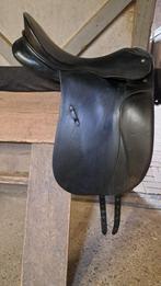 Passier dressuurzadel 17,5-18 inch, net en heel, Dieren en Toebehoren, Paarden en Pony's | Zadels, Ophalen, Gebruikt, Dressuur