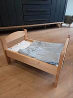 Houten poppenbedje met beddengoed, Ophalen, Zo goed als nieuw, Babypop
