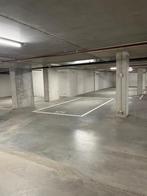 Private spacious parking slot in Haarlemmerweg 888 ✅🅿️, Huizen en Kamers, Garages en Parkeerplaatsen