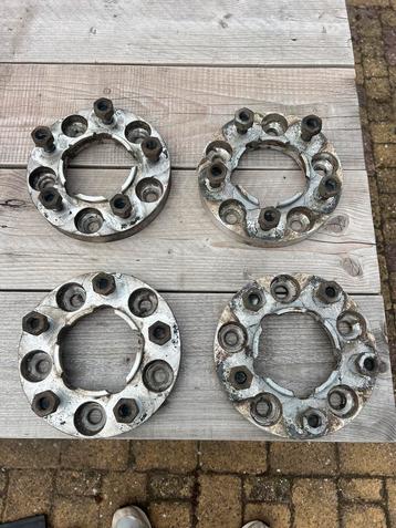 Wielpacers spoorverbreders Land Rover Defender 90/110/130  beschikbaar voor biedingen